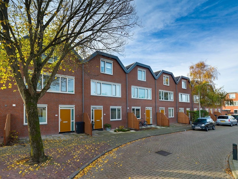 Groot onderhoud 42 woningen Arcade Monster